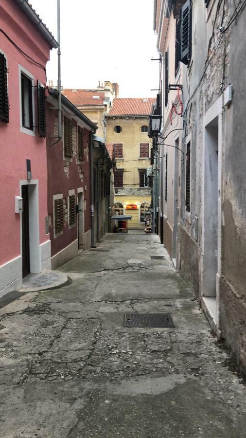 Bozic Apartman Pula Exterior photo