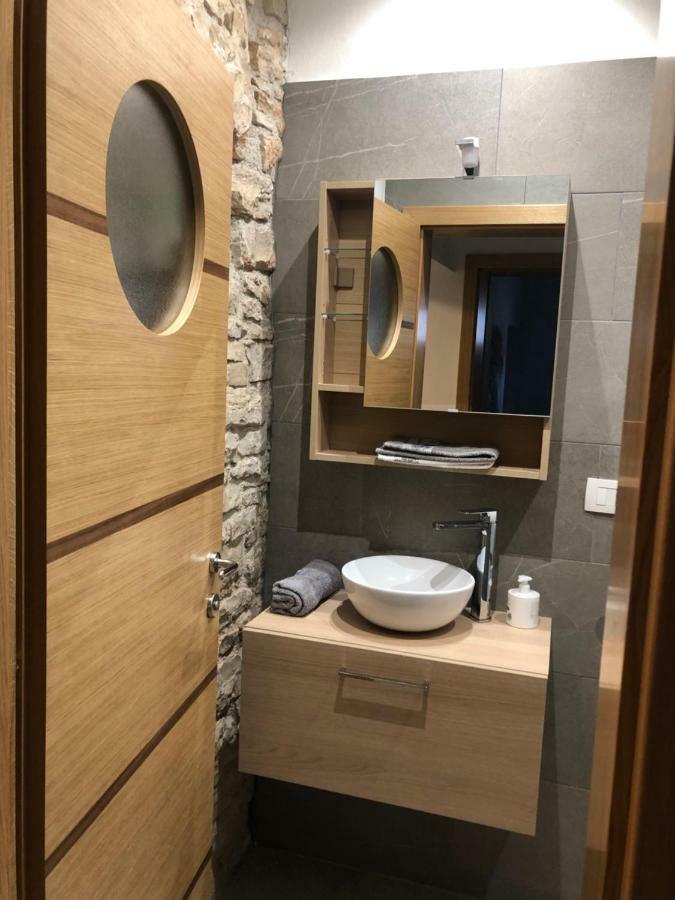 Bozic Apartman Pula Exterior photo